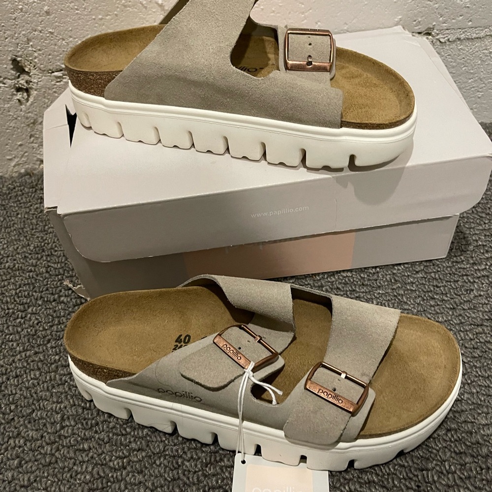BIRKENSTOCK WOMEN'S ARIZONA SANDAL BY PAPILLIO 159.99 original. EU 40 / US 9-9.5